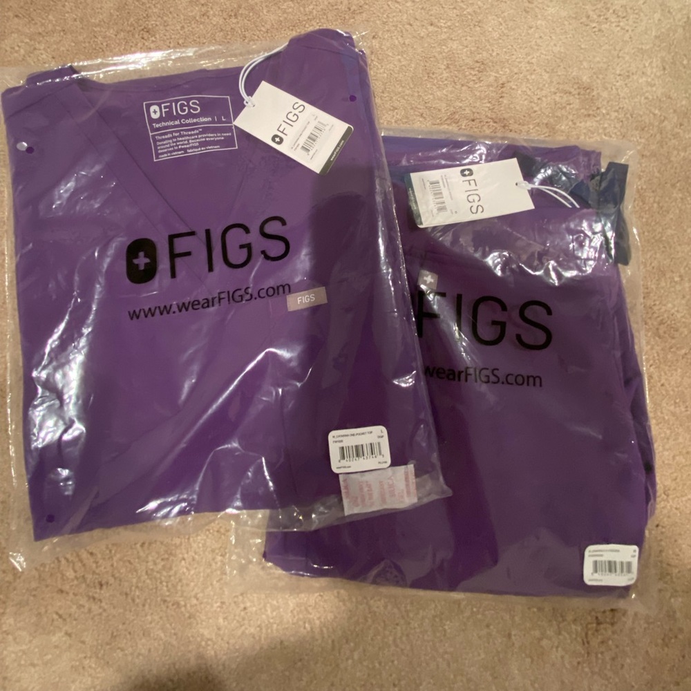 NWT Figs Digital Grape set Zamora joggers M/ Catarina top L